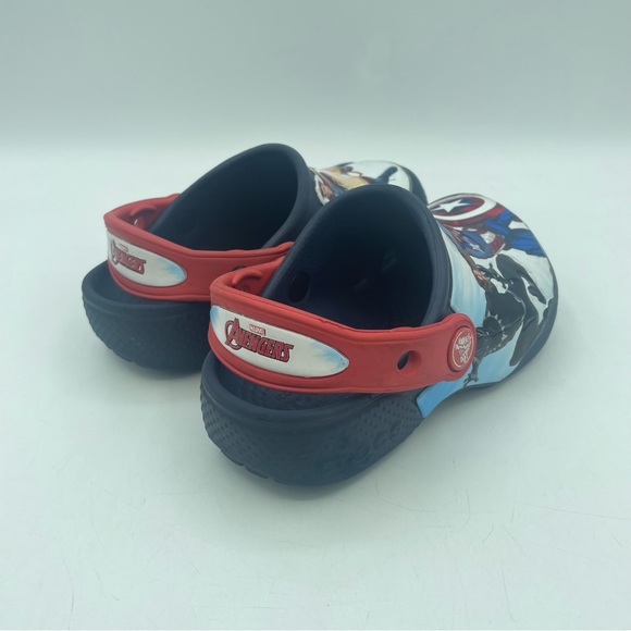 CROCS Avengers Marvel Blue Classic Slip On Clogs Child Toddler size 9 Super Hero - Picture 3 of 10